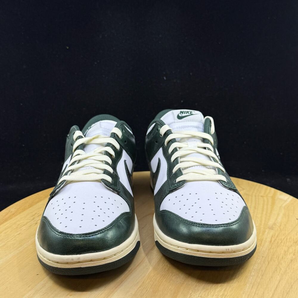 Nike Dunk Low Vintage Green Women’s DQ8580-100 FAST SHIP DS Size 11.5 W / 10 Men - Picture 3 of 9